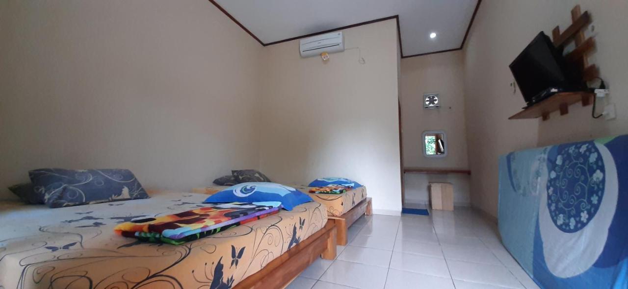 Hotel Andrew Batara Sawarna Exterior foto